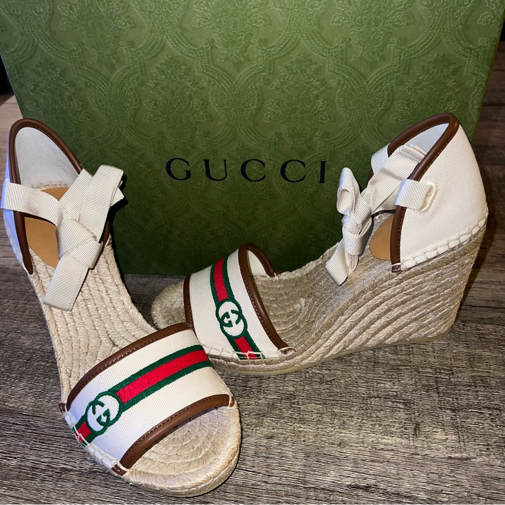 NEW✨ Gucci Wedges/Espadrilles/Heels